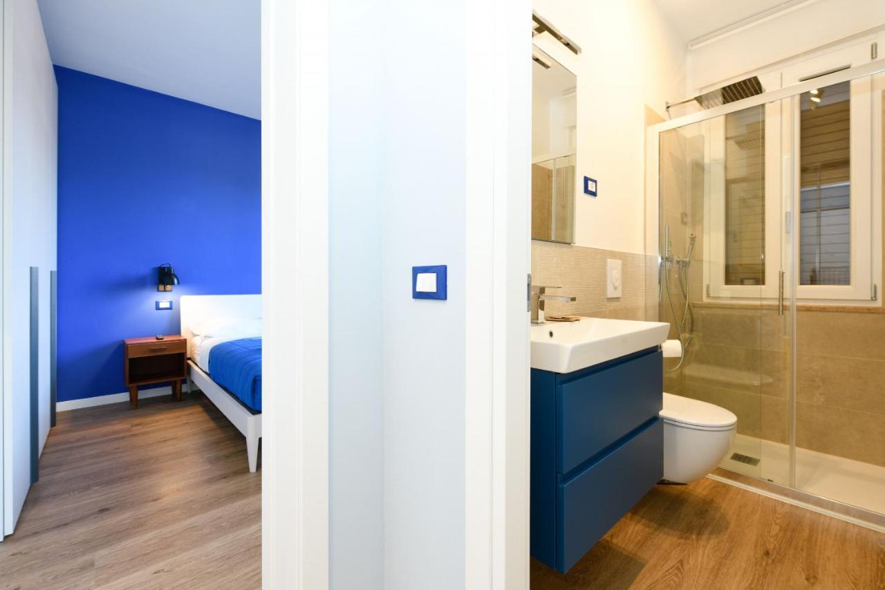 Blue Suite Apartment Sirmione Esterno foto