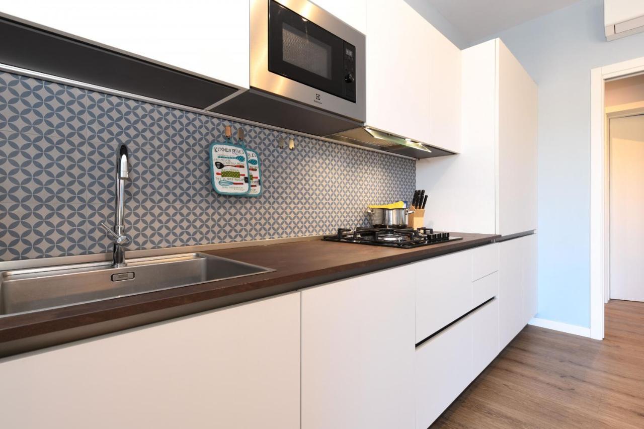 Blue Suite Apartment Sirmione Esterno foto