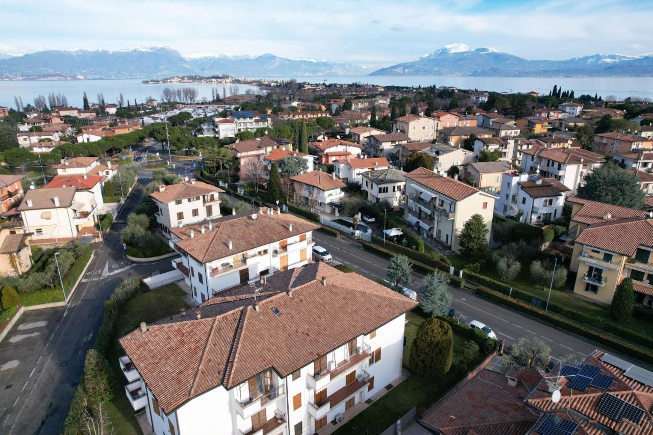 Blue Suite Apartment Sirmione Esterno foto