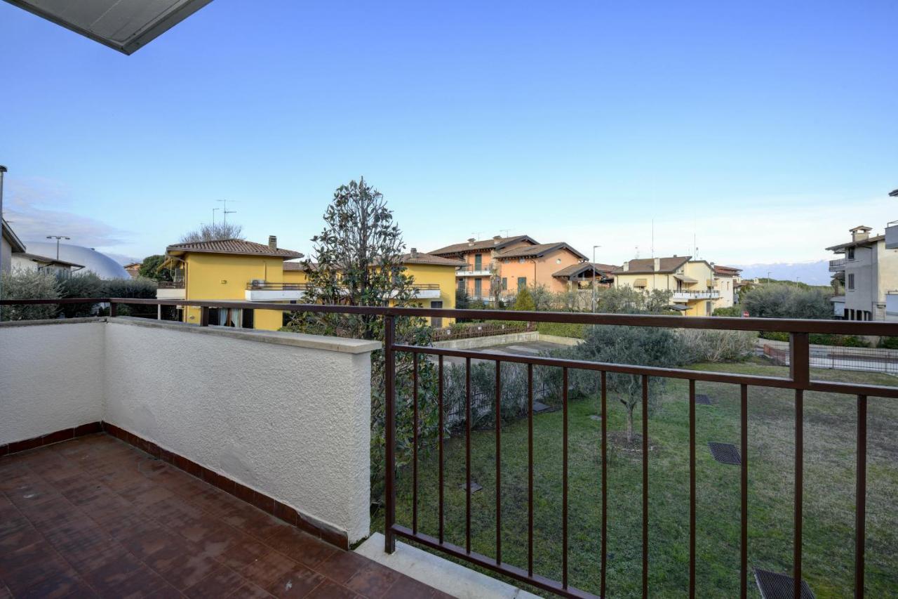 Blue Suite Apartment Sirmione Esterno foto
